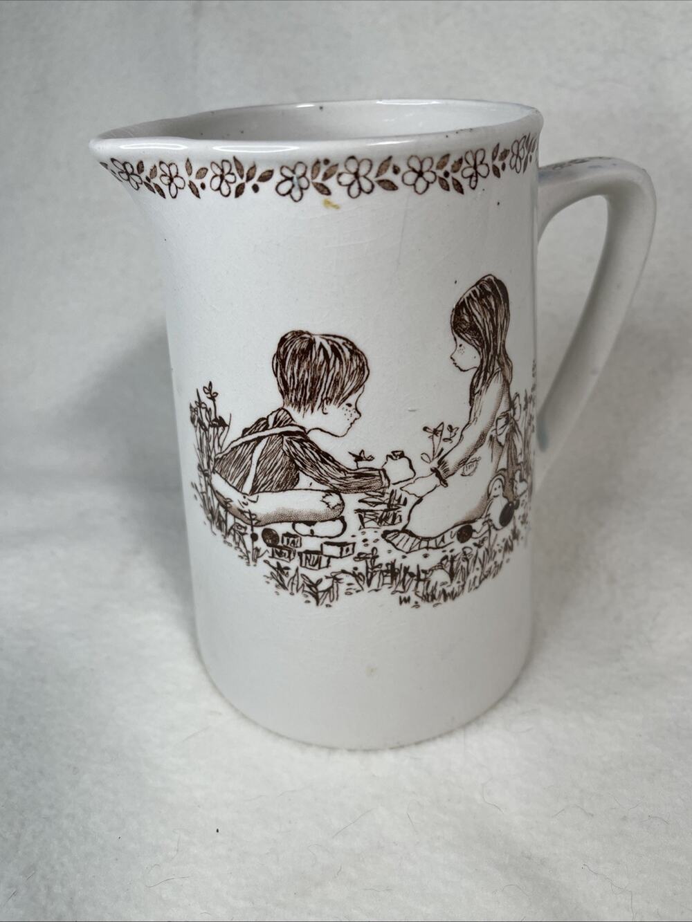 Royal Crownford Ironstone Pitcher Weatherby Hanley Falcon Ware England 1 1/2 Pt